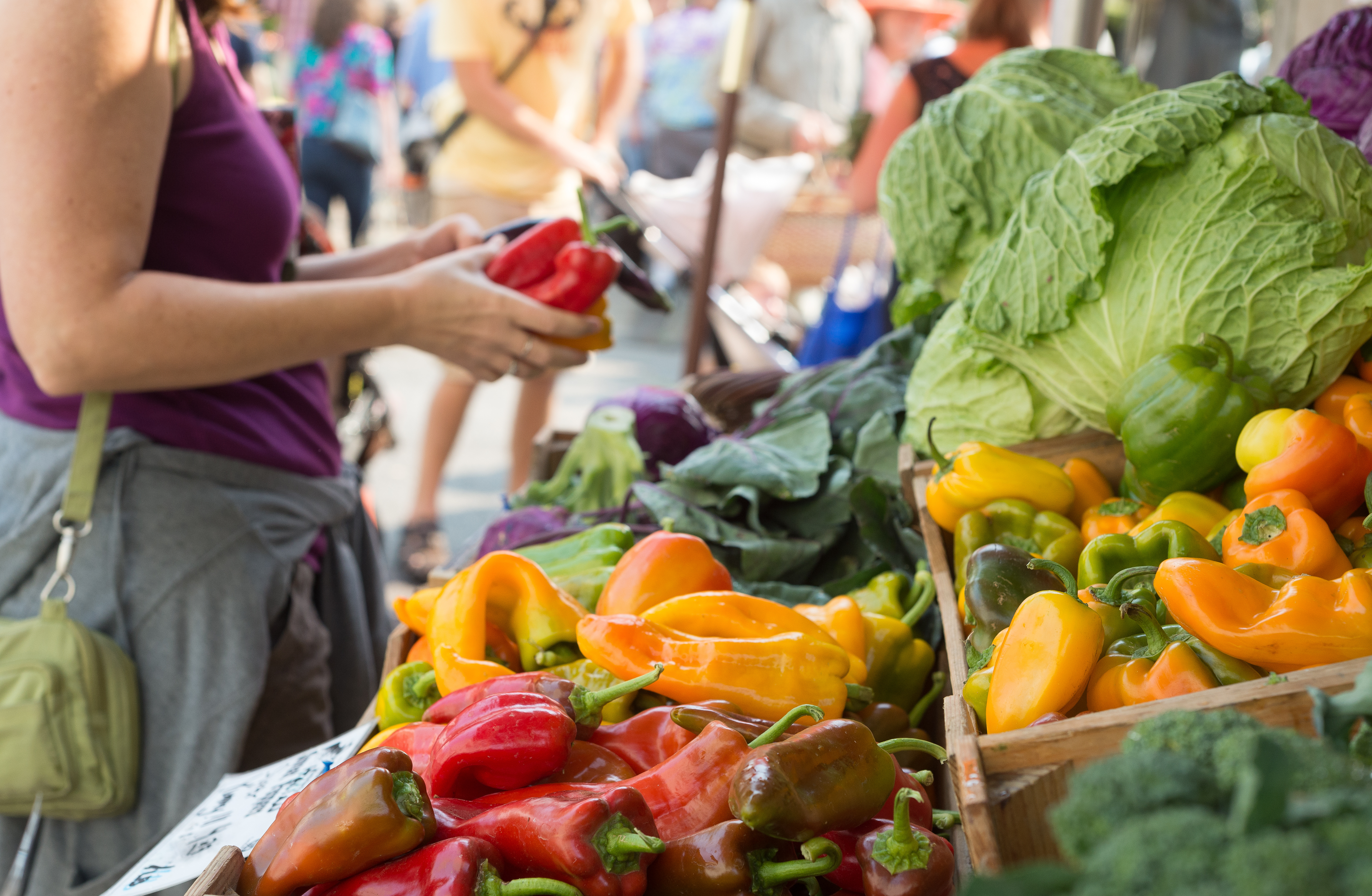 woman at farmer's market